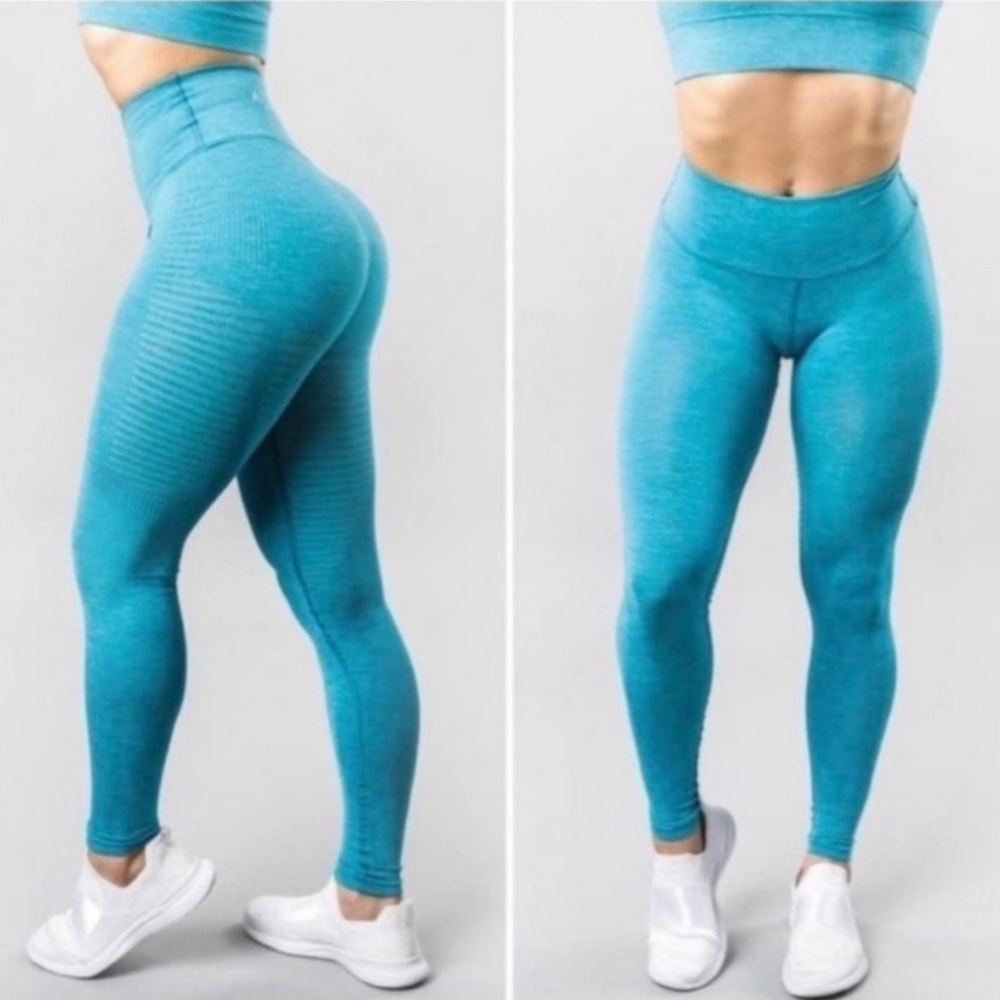 Alphalete Halo leggings size Medium high rise vivid blue NEW